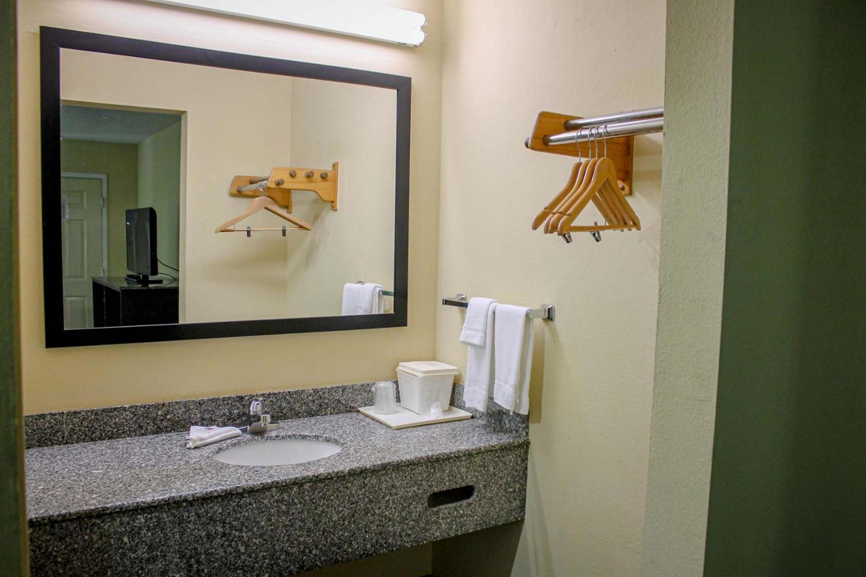 Motel 6 Knoxville, Tn - East Eksteriør bilde